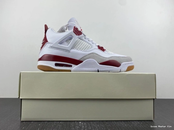 Jordan 4 DR5415-160 Air x Nike SB 0611